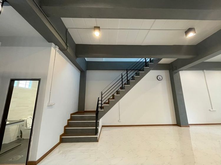 ให้เช่าบ้าน 3 ชั้น 43 ตรว. 280 ตรม. พร้อมดาดฟ้า ซอยจรัญสนิทวงศ์ 67 , ภาพที่ 4