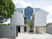 ขายหรือให้เช่าบ้านเดี่ยว 3 ชั้น ย่านสุขุมวิท71 ปรีดีพนมยงค์ 14 หลังมุม Fully Furnished ใกล้รถไฟฟ้าBTSเอกมัย ใกล้ทางด่วน แขวงพระโขนงเหนือ เขตวัฒนา กรุงเทพมหานคร