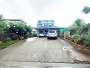 บ้านเดี่ยว ตรงข้ามโรงเรียนทุ่งศุขลา ศรีราชา ใกล้ถนนใหญ่ และ ท่าเรือแหลมฉบัง มีพื้นที่งอก เพิ่ม 10 ตร.ว.