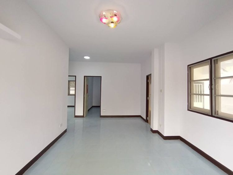 CMR100255  ขายบ้านเดี่ยวชั้นเดียว   3 ห้องนอน   1 ห้องน้ำ  1ห้องรับแขก , ภาพที่ 4