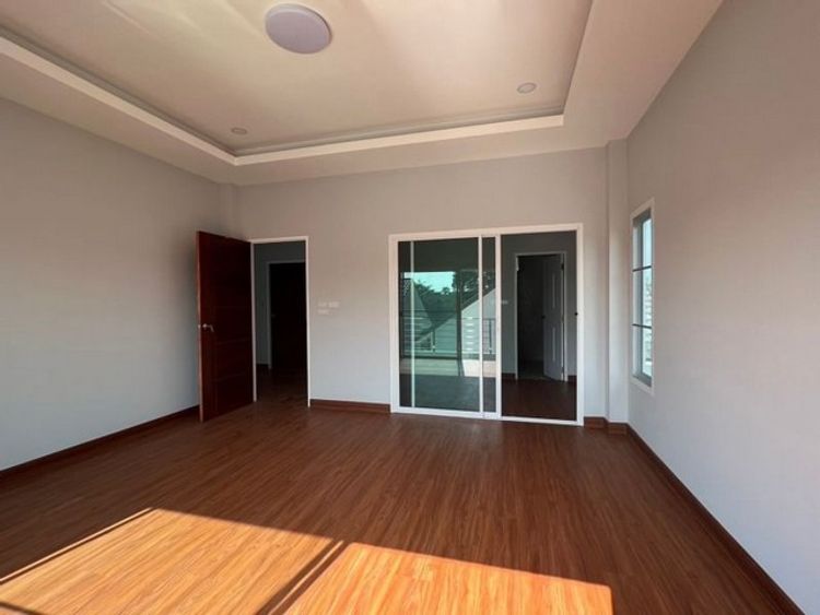 บ้านสร้างใหม่ ราคาไม่แพง หนองควาย หางดง เริ่มต้นที่ 3.79 ล้าน      , ภาพที่ 4