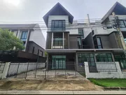 ขาย บ้านแฝด 3 ชั้น ติดรถไฟฟ้าสายสีม่วง ต่ำกว่าราคาประเมิน แบงค์ มีงบให้ตกแต่ง 2 ล้านกว่าบาท