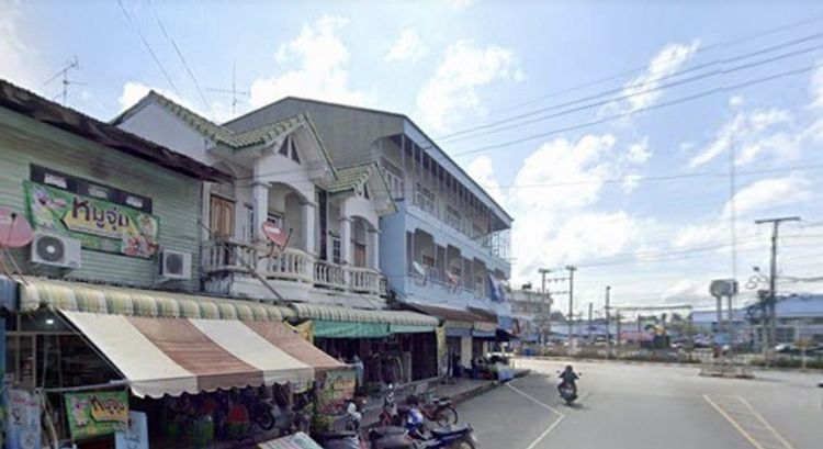 ตึกแถวทำเลค้าขาย ตำบลแพรกศรีราชา อำเภอสรรคบุรี จังหวัดชัยนาท, ภาพที่ 4