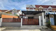  ขายทาวน์เฮ้าส์ 2 ชั้น (บ้านเดี่ยว)​ หมู่บ้าน รินทร์ทอง เนื้อที่ 36 ตร.ว. หลังริม ซอยรามคำแหง 190 รามคำแหง ใกล้ตลาด รินทอง มีนบุรี มิสทีน ร่มเกล้า สุขาภิบาล​3