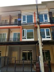 cx ให้เช่า เดอะ ทรัสต์ ทาวน์โฮม เกษตร นวมินทร์ ถ.นวลจันทร์  โทร.088-818-1859