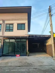 ขายด่วน ทาวน์เฮาส์สไตล์โมเดิร์น บ้านเดอะเพอร์เฟค วิลล์ ถนนชากดาวเรือง ซอยเจริญทรัพย์ 1 แยกจากถนนสุขุมวิท ปลวกแดง 