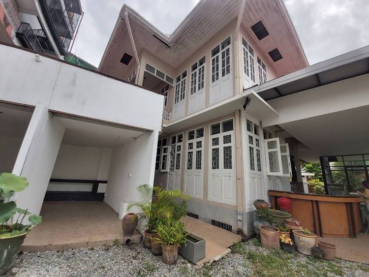 บ้านให้เช่าในตัวเมืองเชียงใหม่ ย่านประตูท่าแพ เหมาะสำหรับทำธุรกิจ , ภาพที่ 4