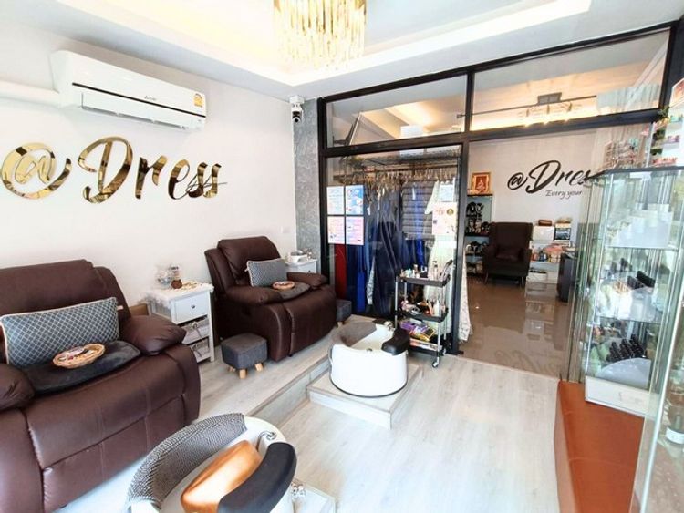 ขายทาวน์เฮาส์2ชั้น ติดคาเฟ่อเมซอน ใจกลางเมือง ถ.ปราบไตรจักร, ภาพที่ 4