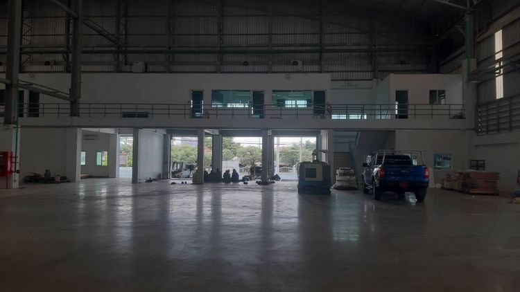 ให้เช่าโกดัง คลังสินค้า 5,000 ตรม ถนนฉลองกรุง ย่านหนองจอก ลาดกระบัง, ภาพที่ 4