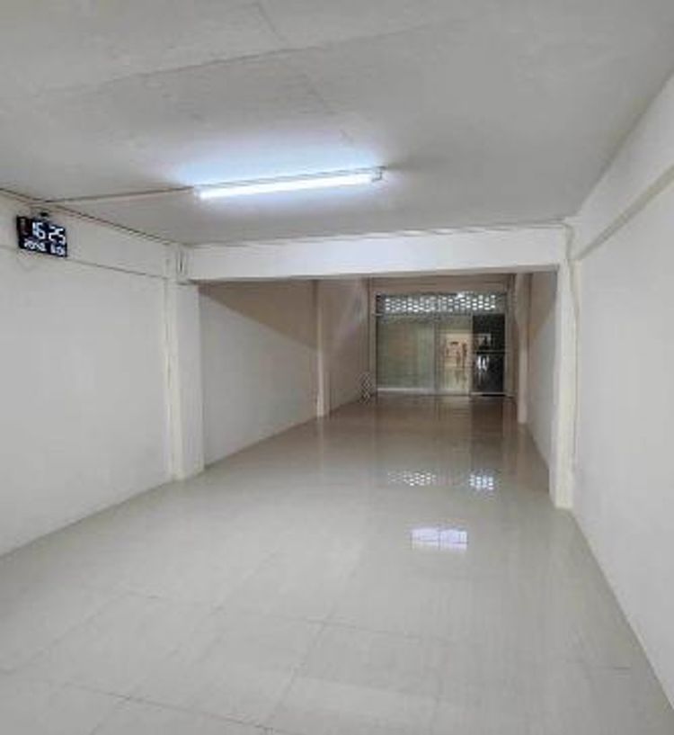ให้เช่าพื้นที่ชั้น 1 ขนาด 50 ตรม.ใกล้รถไฟฟ้า สถานี ม.เกษตร , ภาพที่ 4