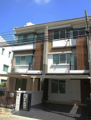 [A730]ให้เช่า 26k ทาวน์พลัส อ่อนนุช ติดถนนใหญ่ ลาดกระบัง20/1  ใกล้ Robinson ลาดกระบัง  ใกล้ทางด่วน, รถไฟฟ้า APLลาดกระบัง  