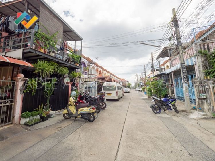 ทาวน์เฮ้าส์ รุ่งกิจ วิลล่า 5 ซอย ร่มเกล้า 56 ลาดกระบัง, ภาพที่ 4