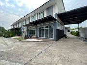 ขายตึกอาคารพาณิชย์ พร้อมโกดังเก็บของบ้านป่าตาล ต.สันผักหวาน อ.หางดง เชียงใหม่