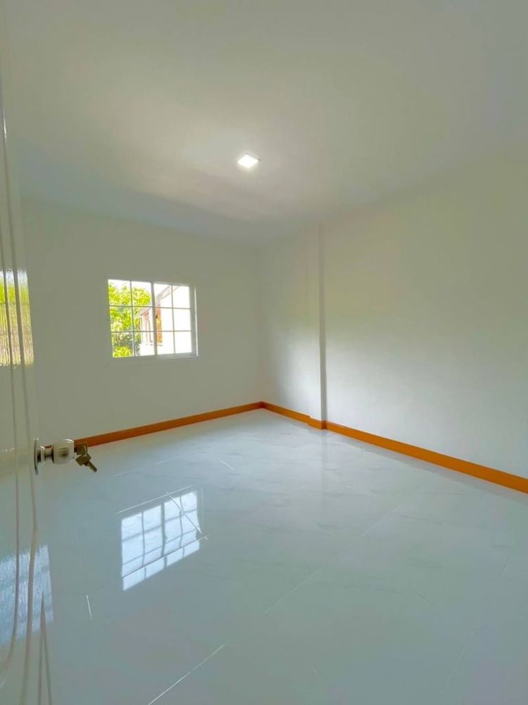 ขาย ทาวน์โฮมมือสองรีโนเวทใหม่ มบ.ณัฐกานต์ 3-5 ถนนพหลโยธิน 52 เขตสายไหม , ภาพที่ 4