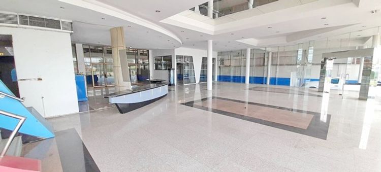 โชว์รูมรถยนต์ เฟอร์นิเจอร์  Wellness Center 3-4 ชั้น โกดัง  บุรีรัมย์ , ภาพที่ 4