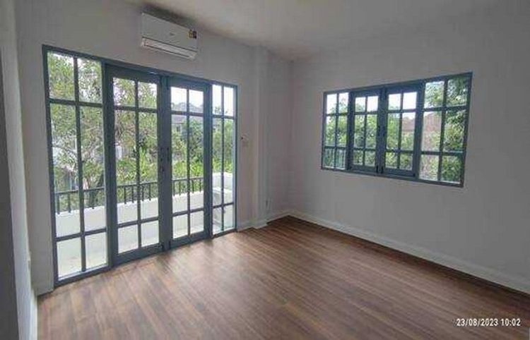 บ้านเดี่ยวหลังใหญ่ โครงการกฤษดาซิตี้ เลค แอนด์ พาร์ค (Krisada City Lake, ภาพที่ 4
