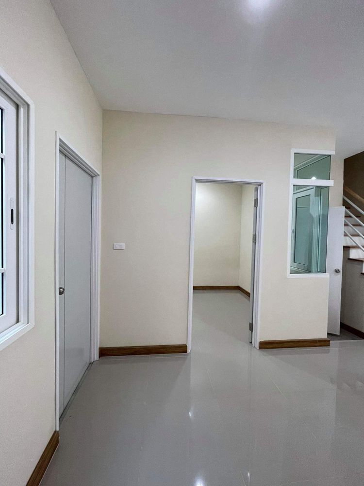 5A2MG0727 ให้เช่าทาวน์โฮมสองชั้น  3 ห้องนอน 2 ห้องน้ำ 1ห้องรับแขก  18  , ภาพที่ 4