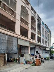 ขายด่วน ตึกอาคารพาณิชย์ 2 ชั้นครึ่ง ตำบลท่าพี่เลี้ยง อำเภอเมืองจ.สุพรรณบุรีจังหวัดสุพรรณบุรี