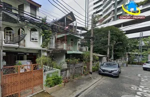 ขายทาวน์เฮ้าส์ 3 ชั้น ซอยเจริญนคร 57 ถนนเจริญนคร เขตธนบุรี 