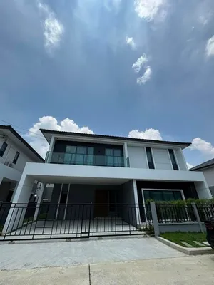 ให้เช่าบ้านเดี่ยว 4 ห้องนอน  5 ห้องน้ำ  Centro วิภาวดี  ใกล้ Harrow International School
