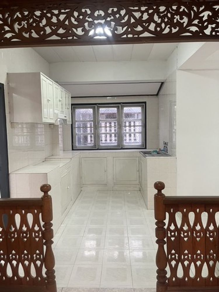 ขายบ้านสองชั้นรีโนเวทใหม่พร้อมอยู่ หมู่บ้านบ้านหลักชัย อ.สันทราย, ภาพที่ 4