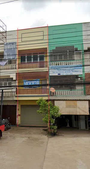 ต้องการขายตึกแถว จังหวัดหนองคาย หน้าบ้านทาสีเหลือง ติดถนนใหญ่