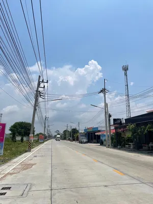 ขายที่ดิน 2 ไร่ หน้าติดถนนตัดใหม่ หลังนิคม ฯ ปิ่นทอง (พื้นที่เขตสีม่วง) ราคาประเมินสูง ที่ดินสวยอนาคตไกล