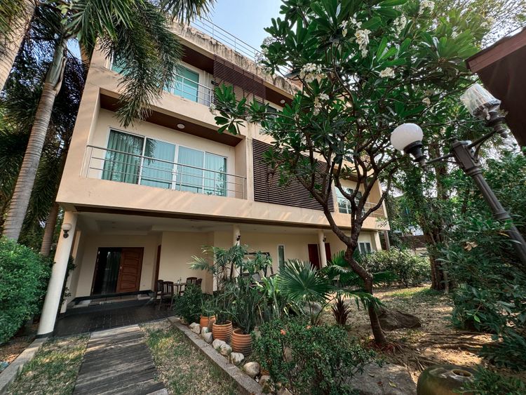 ขายที่ดินพร้อมอาคารสำนักงาน 4 ชั้น + ที่จอดรถ 25 คัน และบ้านเดี่ยว 3 , ภาพที่ 4