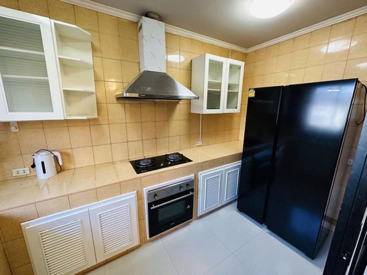 ให้เช่าทาวน์โฮม 4 ชั้น หมู่บ้านชิชา คาสเชิล สุขุมวิท 31, ภาพที่ 4