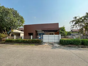 ให้เช่าบ้านติดแถวรวมโชคและโรงเรียนนานาชาตินครพายัพ หนองจ๊อม สันทราย เชียงใหม่