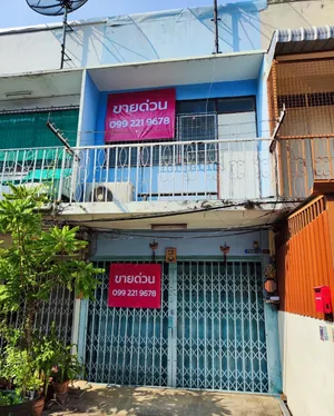 ขายถูก !!!   ราคาสุดพิเศษ อาคารพาณิชย์  ซ.จันทน์ 45 แยก3   เขตสาทร