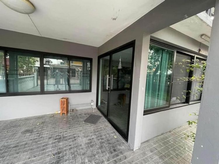 ให้เช่าบ้านเดี่ยว 2 ชั้น หมู่บ้านเสรี พระราม9 ซอย 43  ใกล้ เดอะไนน์ 9​, ภาพที่ 4