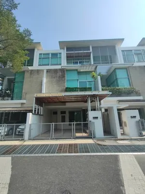 PDD02 ให้เช่า ขาย ทาวน์โฮม เดอะ แลนด์มาร์ค เรสซิเดนท์ The Landmark Residence ติดถนนใหญ่ ระหว่าง ซอย ลาดพร้าว 34 กับ 32 ใกล้แยกลาดพร้าว