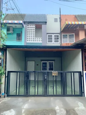 ขายบ้านมโนรมย์ 4 ถนนเลียบคลองสอง 19/ทาวน์เฮ้าส์ 2 ชั้นราคาถูก/บ้านสวย พร้อมอยู่!