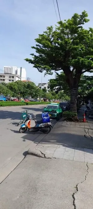 ขายที่ดินติดถนนยานนาวา ขนาด 195 ตรว. ใกล้ถนนพระราม3 ถนนสาธุประดิษฐ์ ถนนวงแหวนอุตสาหกรรม ใกล้เซนทรัลพระราม3 และเทอมินอล