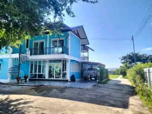 ขายบ้านสวนพร้อมที่ดินอำเภอเมือง จังหวัดสกลนครขนาด 1 ไร่ 1 งาน วิวหลักล้าน มองเห็นผาเด่น ผาหินแดง