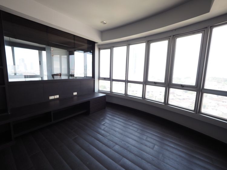 ขายด่วน คอนโด River Heaven- Charoen Krung 250 ตรม. ชั้นสูง, ภาพที่ 4