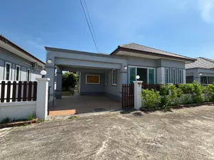 ขาย, ให้เช่าบ้าน 3 ห้องนอน แถวแยกตะพง จากหาดแม่รำพึง 3 นาที New Fully Furnished House 3 beds 2 bath 3 minutes to Mae Ramphueng Beach