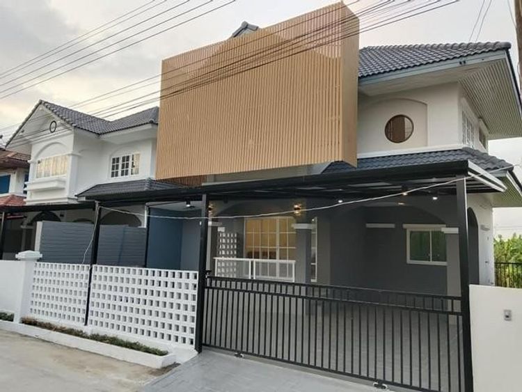 PT12 ขาย บ้าน เดี่ยว บ้านสราญวงศ์ ซอยร่มเกล้า 25/3 ถนนร่มเกล้า  2 ชั้น, ภาพที่ 4