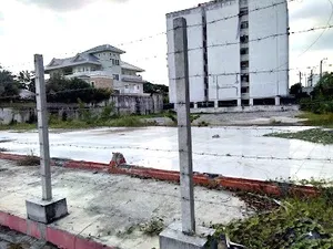 ที่ดิน ติดถนนลาดพร้าว วังหิน ขายพร้อมผู้เช่า