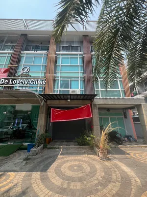 A4MG2189 ให้เช่าอาคาร สำนักงาน Office  4 ชั้น  มี  4  ห้องนอน  4 ห้องน้ำ 1 ห้องครัว  ขนาดที่ดิน  20 ตรว.  เนื้อที่ใช้สอย 194 ตรม.   ให้เช่า 23,000 / เดือน 