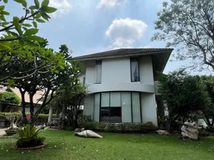 ขายบ้านเดี่ยว หมู่บ้านคฤหาสน์ทายาท บ้านหลังมุม เนื้อที่ 393.1 ตรว. 6 ห้องนอน 7 ห้องน้ำ ใกล้ทางด่วนและอิมแพ็คเมืองทองธานี จ.นนทบุรี