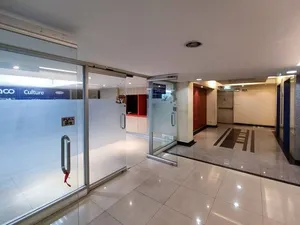 ให้เช่า พื้นที่สำนักงาน ใกล้ MRT สถานีลาดพร้าวขนาด 209 ตรม  2  ที่จอดรถ