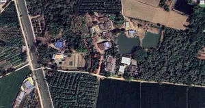 แบ่งขาย ที่ดิน+สวน 1 ไร่ ติดทางสาธารณประโยชน์ มีคูน้ำหลวงผ่าน เหมาะสำหรับปลูกบ้านหลังวัยเกษียณ ตำบลโพธิ์ม่วงพันธ์ อำเภอสามโก้ จังหวัดอ่างทอง