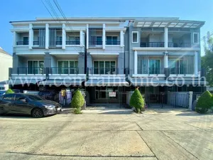 ทาวน์โฮม บ้านกลางเมือง รัชดา-วงศ์สว่าง ราคาถูก พร้อมอยู่ 