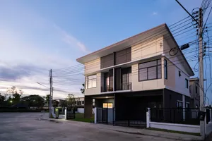เเกรนด์วิลเลจ เพชรเกษม โครงการติดถนนเพชรเกษม