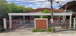 ให้เช่า/ขาย🏠 #บ้านเดี่ยวชั้นเดียว ร่มรื่นน่าอยู่ 3นอน 2น้ำ ซ.#สายไหม50 เจ้าของปลูกเอง โครงสร้างแข็งแรง ใช้วัสดุพรีเมี่ยม บ้านคุณภาพดีกว่าบ้านจัดสรรแน่นอน
