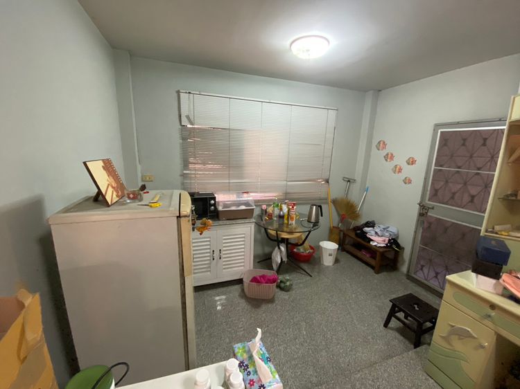 ขายด่วน! บ้านเดี่ยวหลังใหญ่ ขายตามสภาพ ถูกสุดในโครงการ! หมู่บ้าน เพลส, ภาพที่ 4