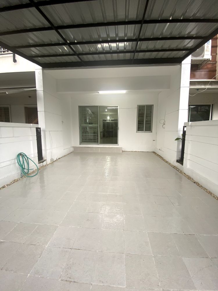ทาวน์โฮม3ชั้น! ทำเลเยี่ยม ใกล้รถไฟฟ้าให้เช่าถูก บนนถนนศรีนครินทร์ 24), ภาพที่ 4