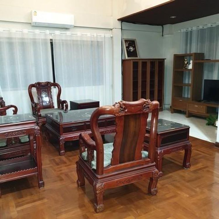 ให้เช่าบ้านเดี่ยว 2 ชั้นหลังใหญ่ รีโนเวทใหม่ ซอยสุขุมวิท50 ทางด่วน, ภาพที่ 4